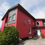 Loewenherz 아파트